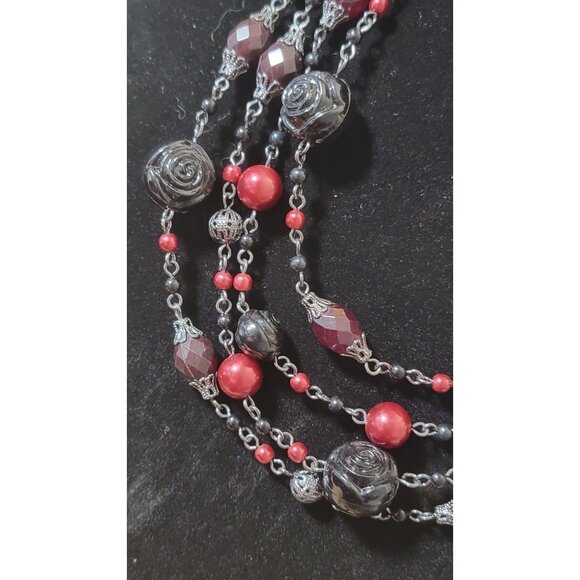 Vintage Nina Ricci Avon Statement Necklace With Red & Black Beads - Picture 2 of 3